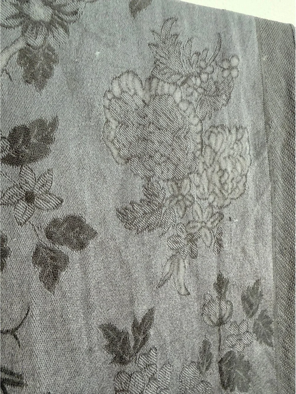 Petanu 50% Silk 50% Wool Gray Floral Jacquard Fringe Scarf Wrap Shawl 24x65